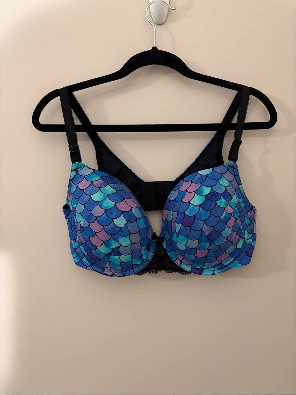 Torrid 38DD Push-Up Plunge Bra Mermaid Scale Print Blue Purple